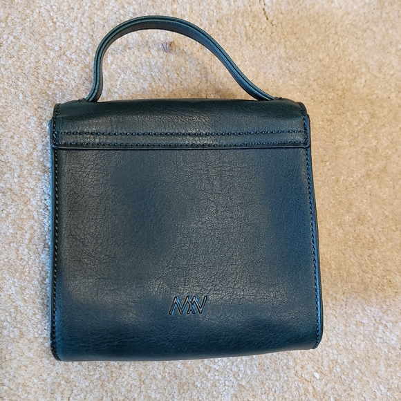 matt and nat dark green clutch - Picture 4 of 6